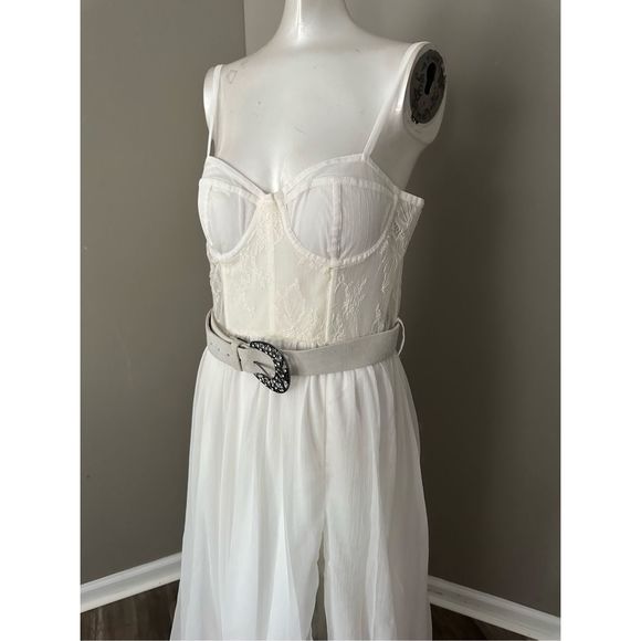 PATBO Belted Lace Bustier Dress - Picture 7 of 11